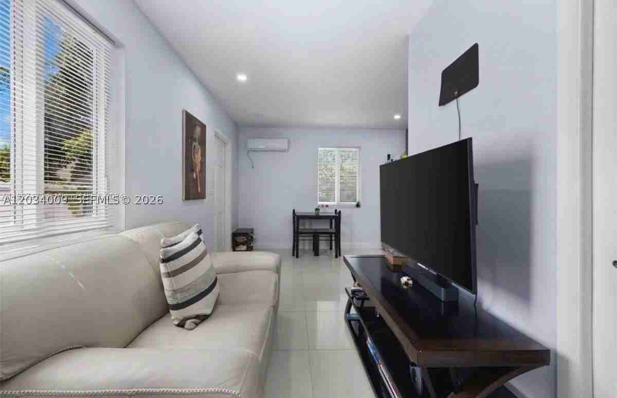 6010 Nw 38th St #1 - Photo 2 of 6
