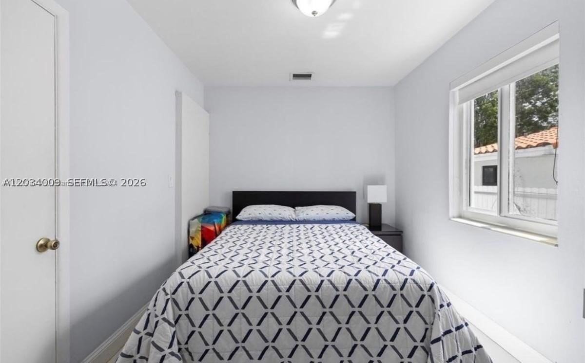 6010 Nw 38th St #1 - Photo 6 of 6
