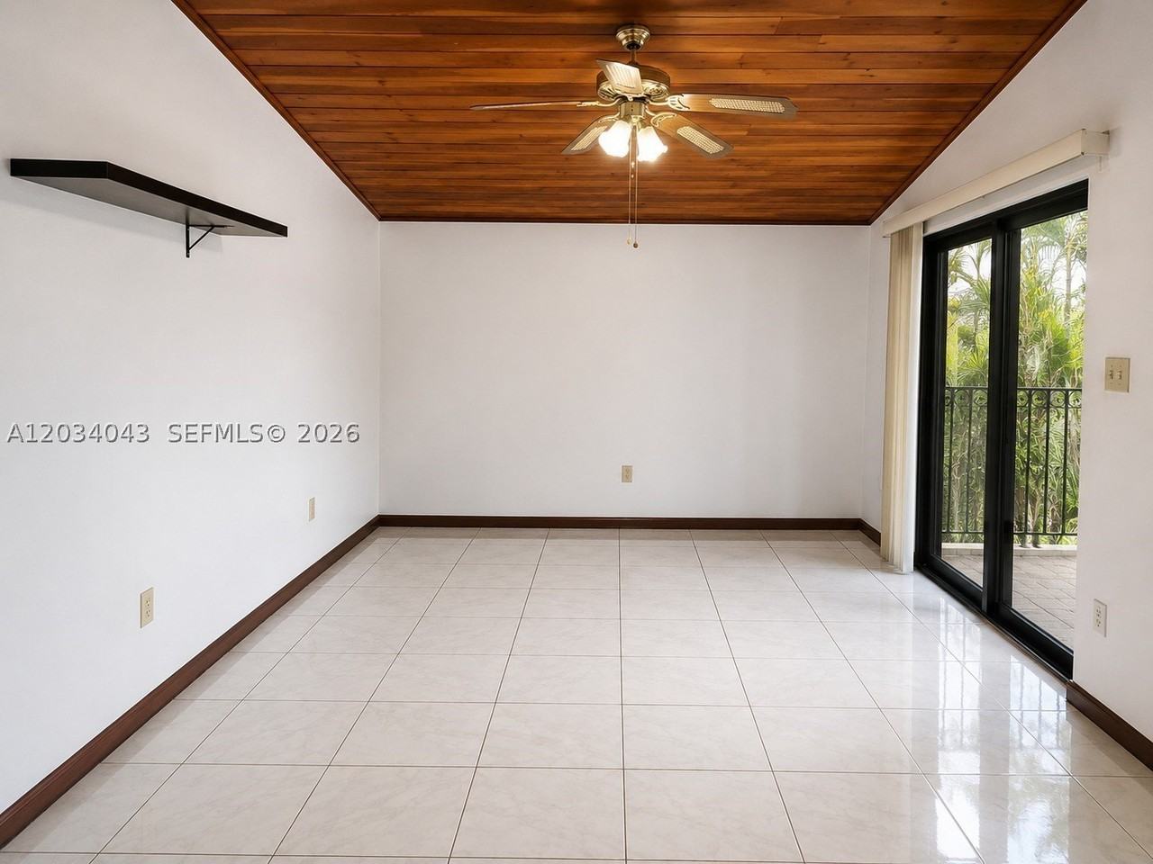 6521 Sw 114th Ave - Photo 2 of 16
