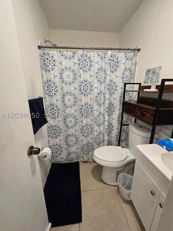 4863 Sw 148th Ct #1 - Photo 6 of 7