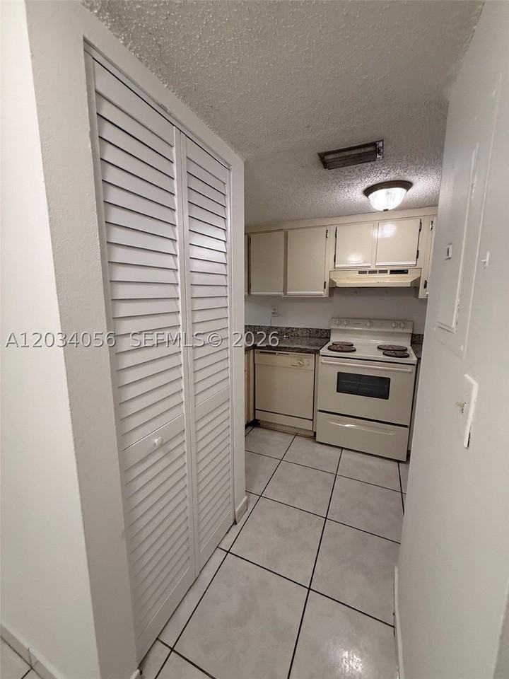 9917 W Okeechobee Rd #3-510 - Photo 3 of 10