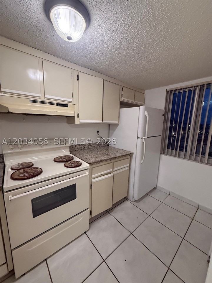 9917 W Okeechobee Rd #3-510 - Photo 4 of 10