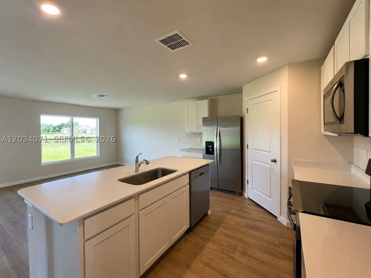 544 Ilaria Ct #544 - Photo 5 of 21