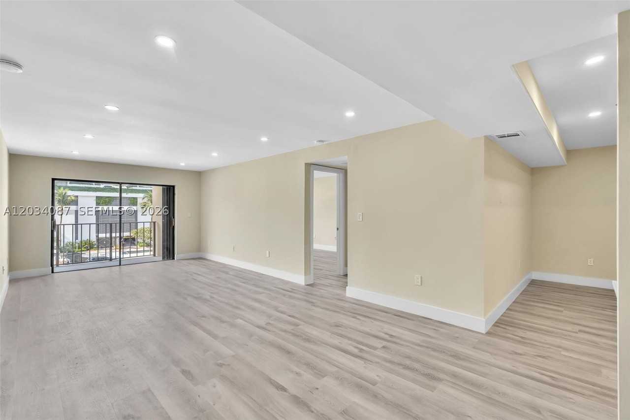 9124 Collins Ave #304 - Photo 2 of 32