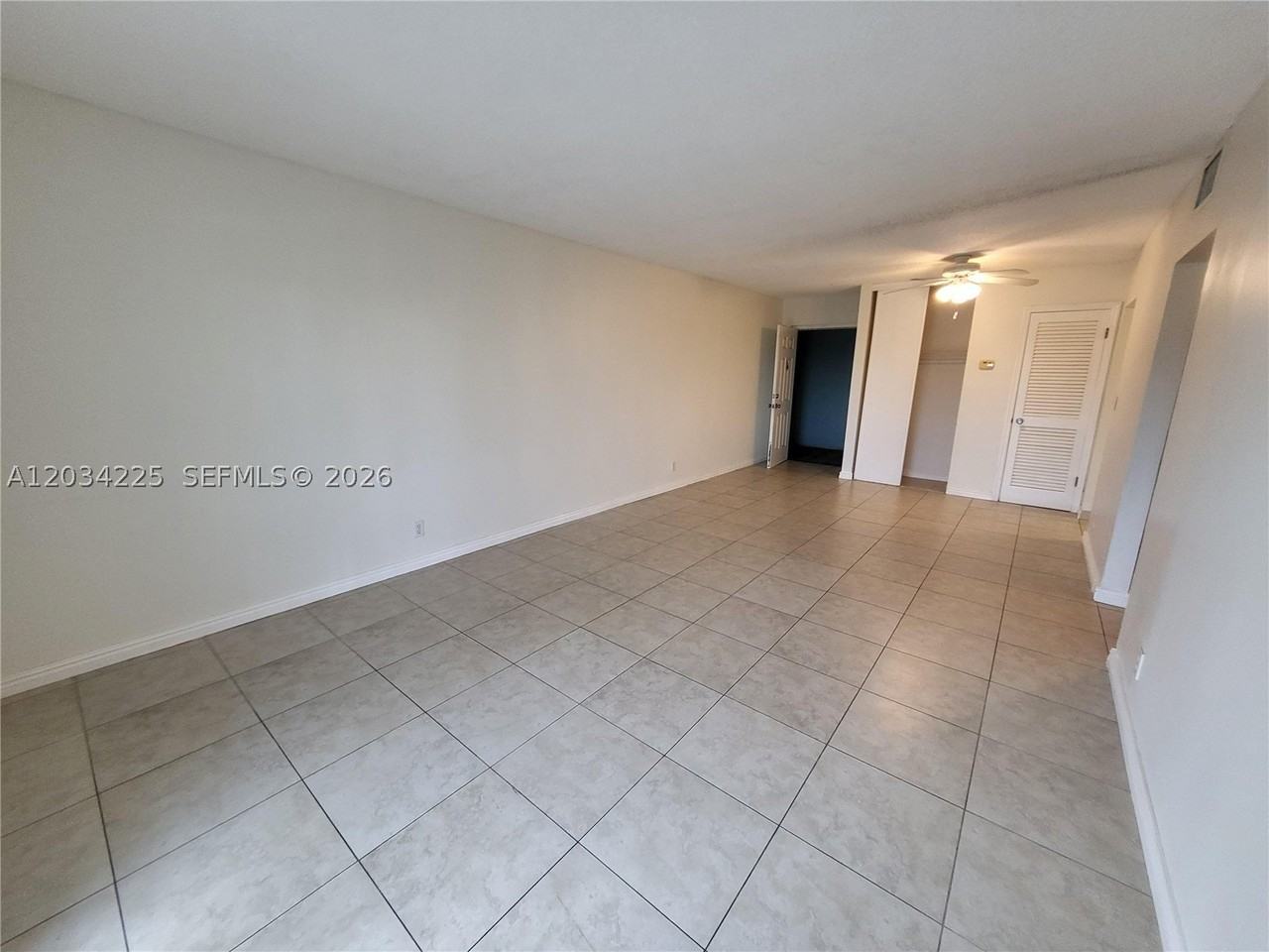 405 S Pine Island Rd #406D - Photo 3 of 12