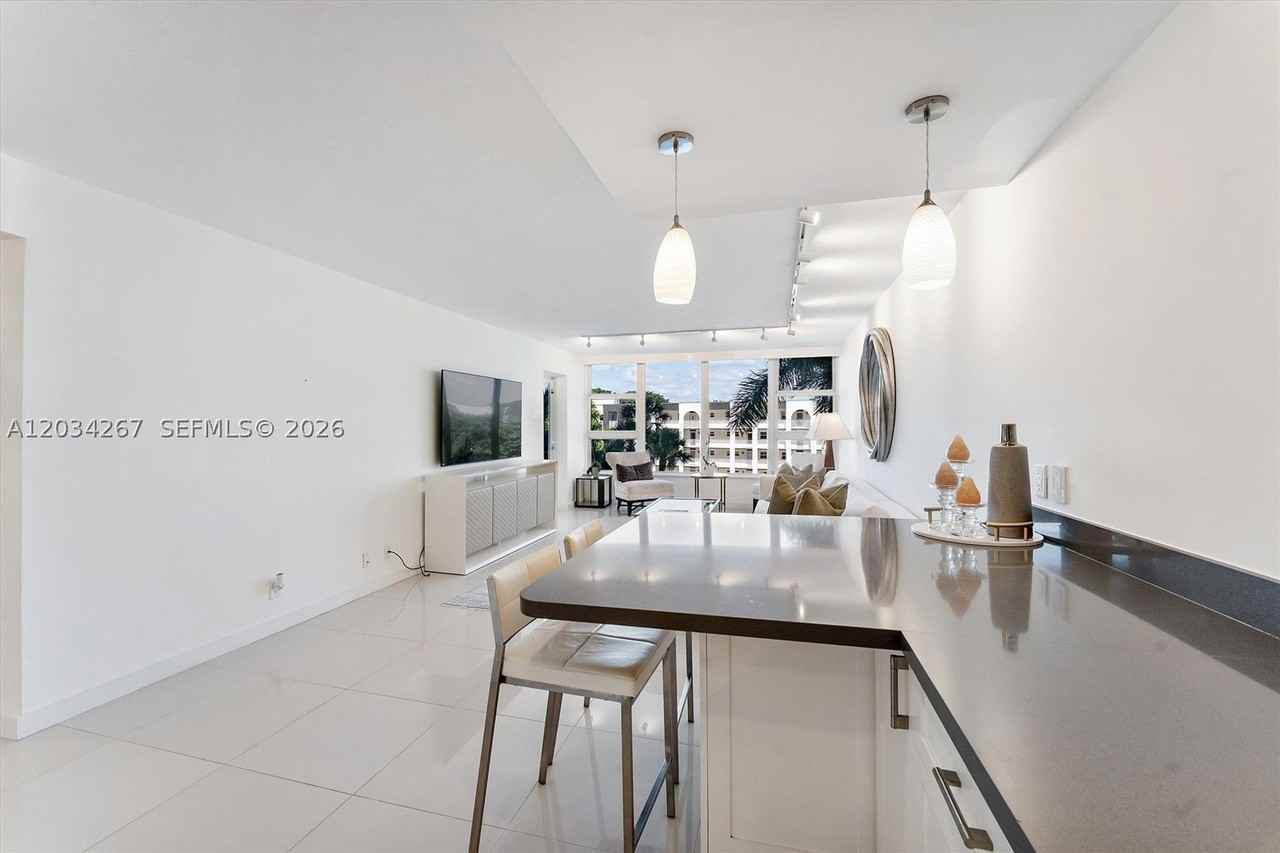 1620 S Ocean Blvd #3J - Photo 6 of 42