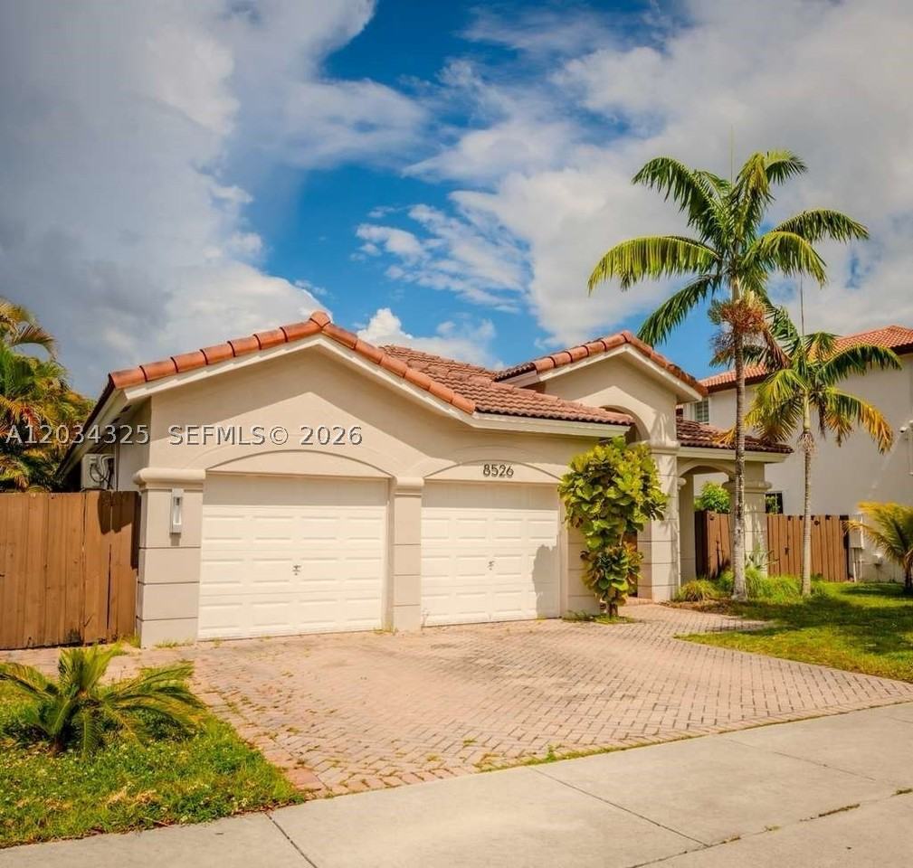 8526 Nw 110th Pl #0 - Photo 2 of 24