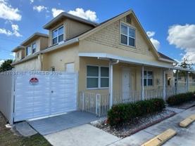 274 E 9th St #4 - Photo 1 of 1