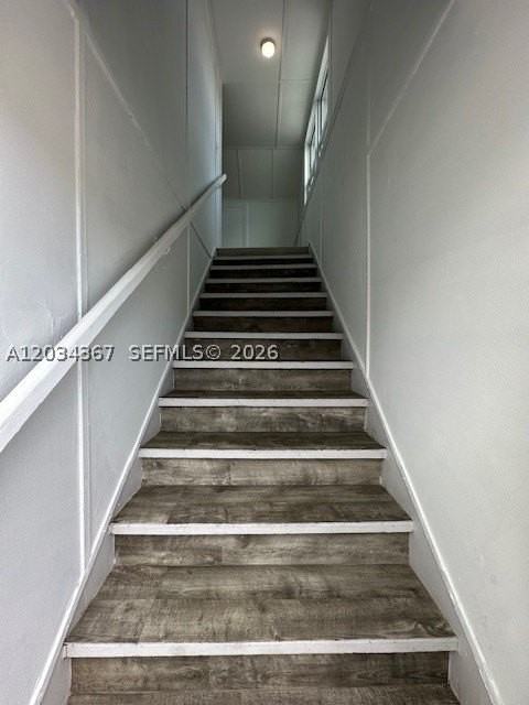 274 E 9th St #4 - Photo 2 of 17