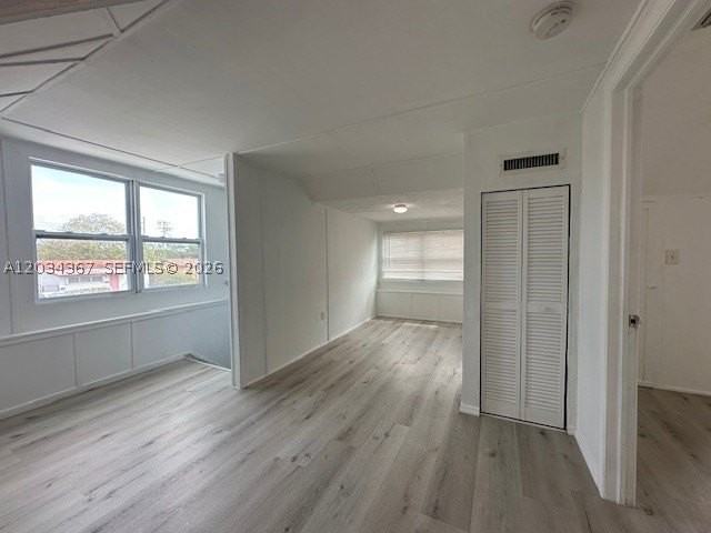 274 E 9th St #4 - Photo 3 of 17