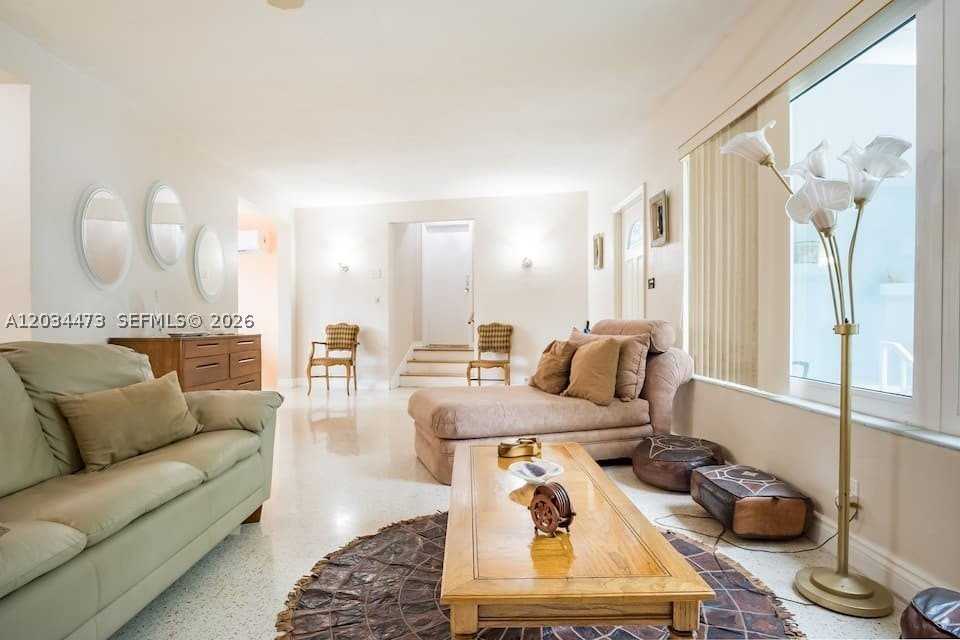 12115 Ne Miami Ct #0 - Photo 4 of 20