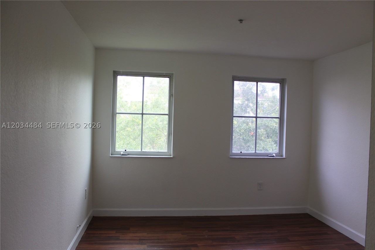 4445 Sw 160th Ave #205 - Photo 6 of 15