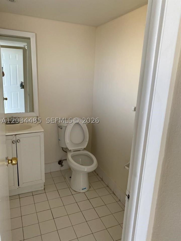 2903 Ne 163rd St #505 - Photo 5 of 8