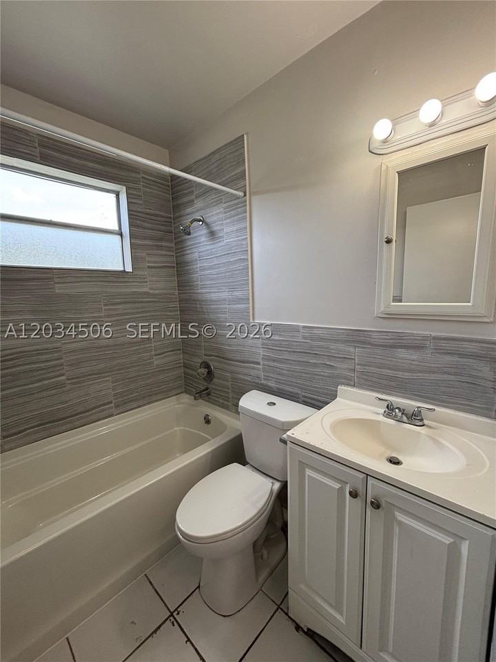 14120 Nw 24th Ct #303 - Photo 2 of 9