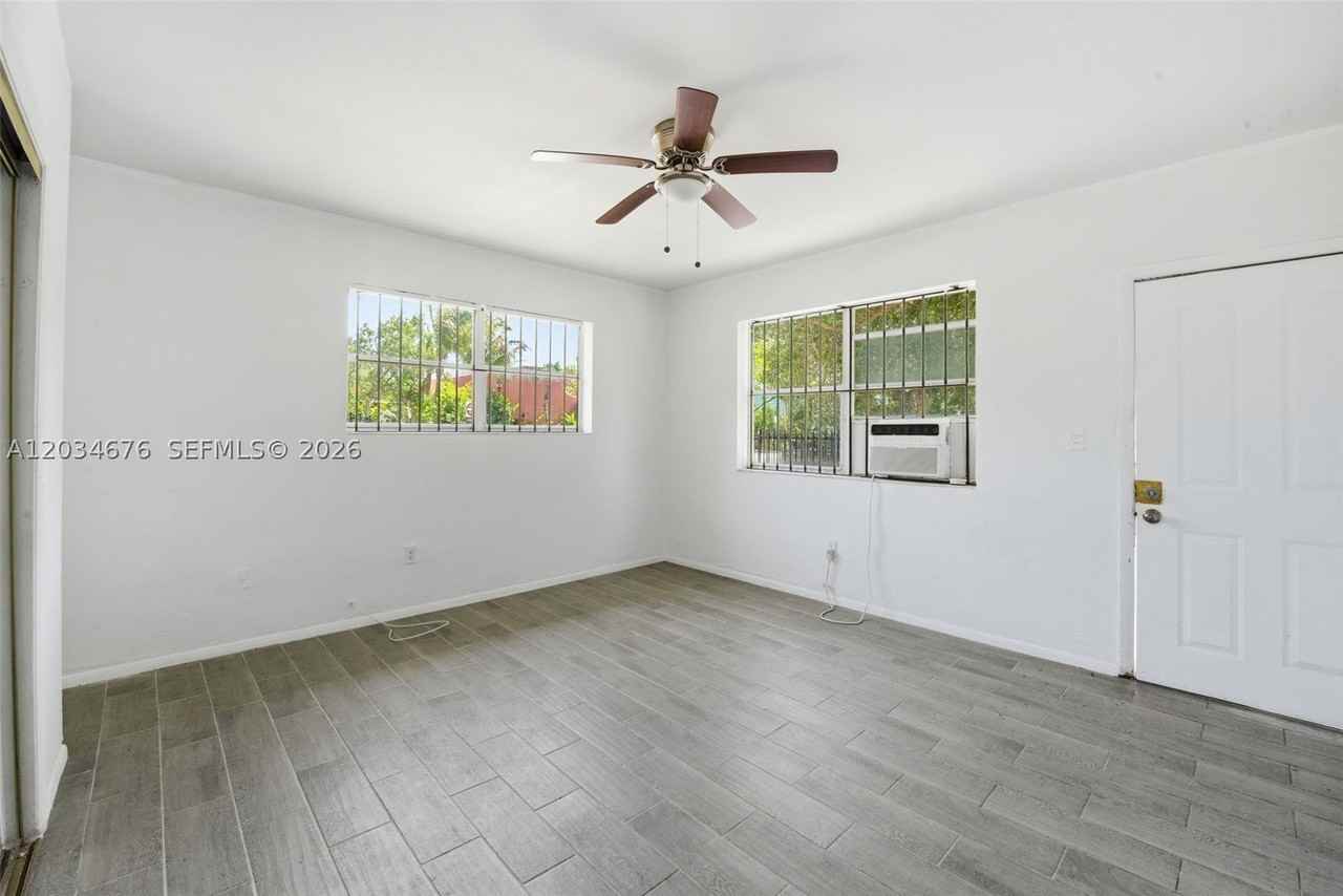 125 Nw 73rd St #125 - Photo 3 of 7