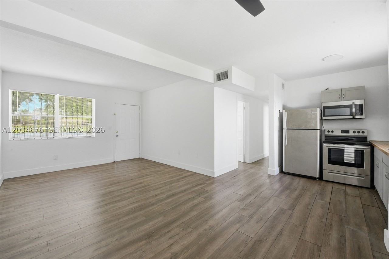 125 Nw 73rd St #125 - Photo 5 of 7