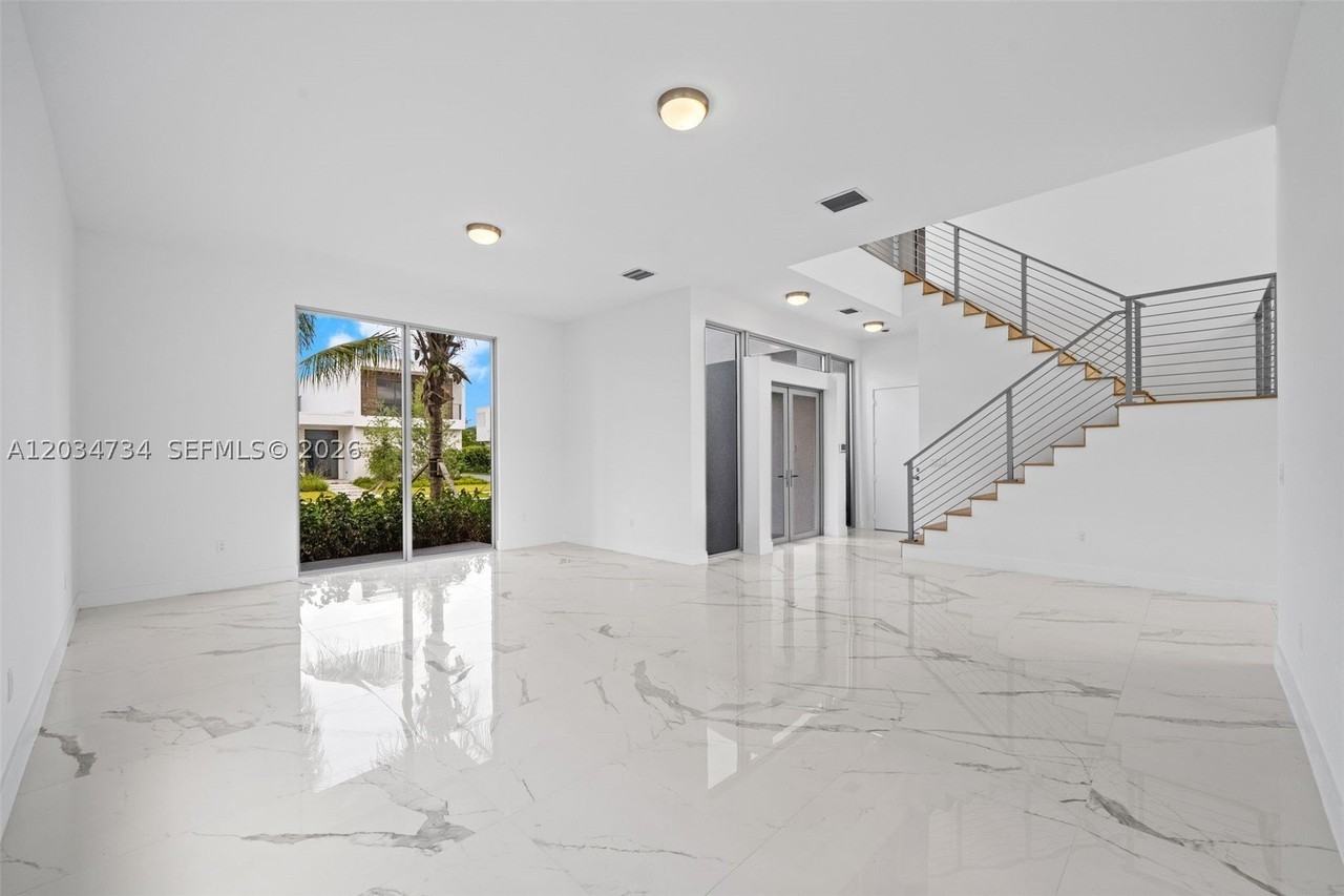 16710 Botaniko Dr N - Photo 2 of 29