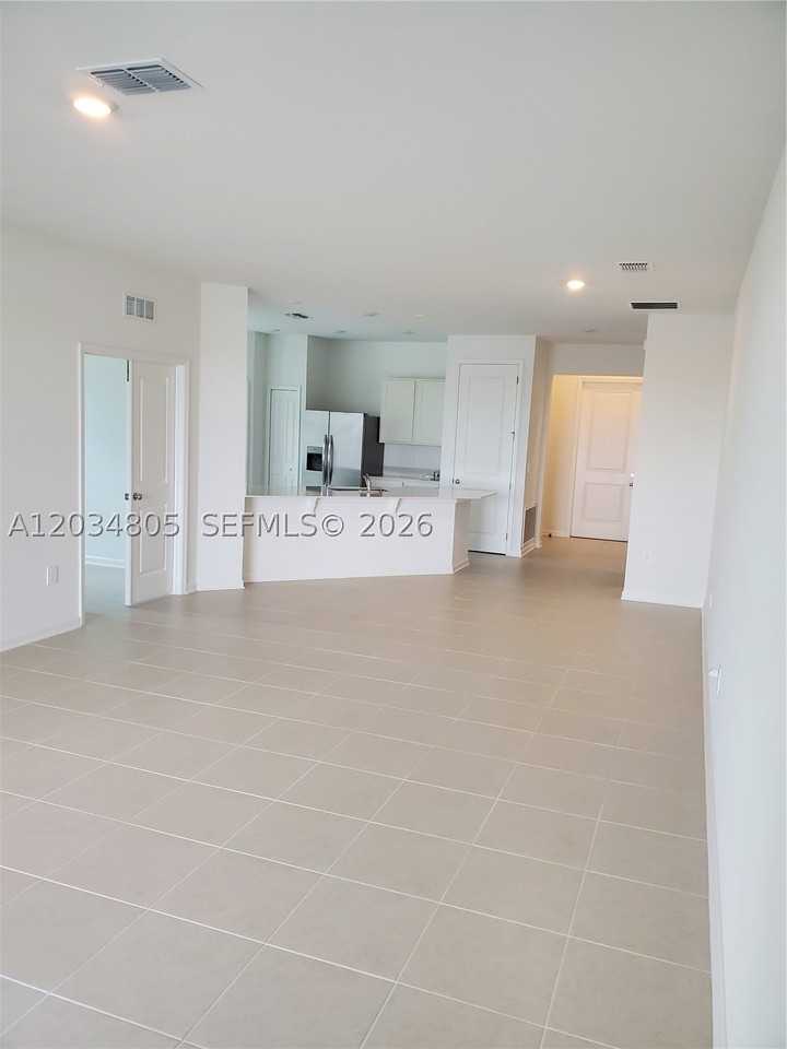 2455 2455 BLUESTONE RD - Photo 6 of 20