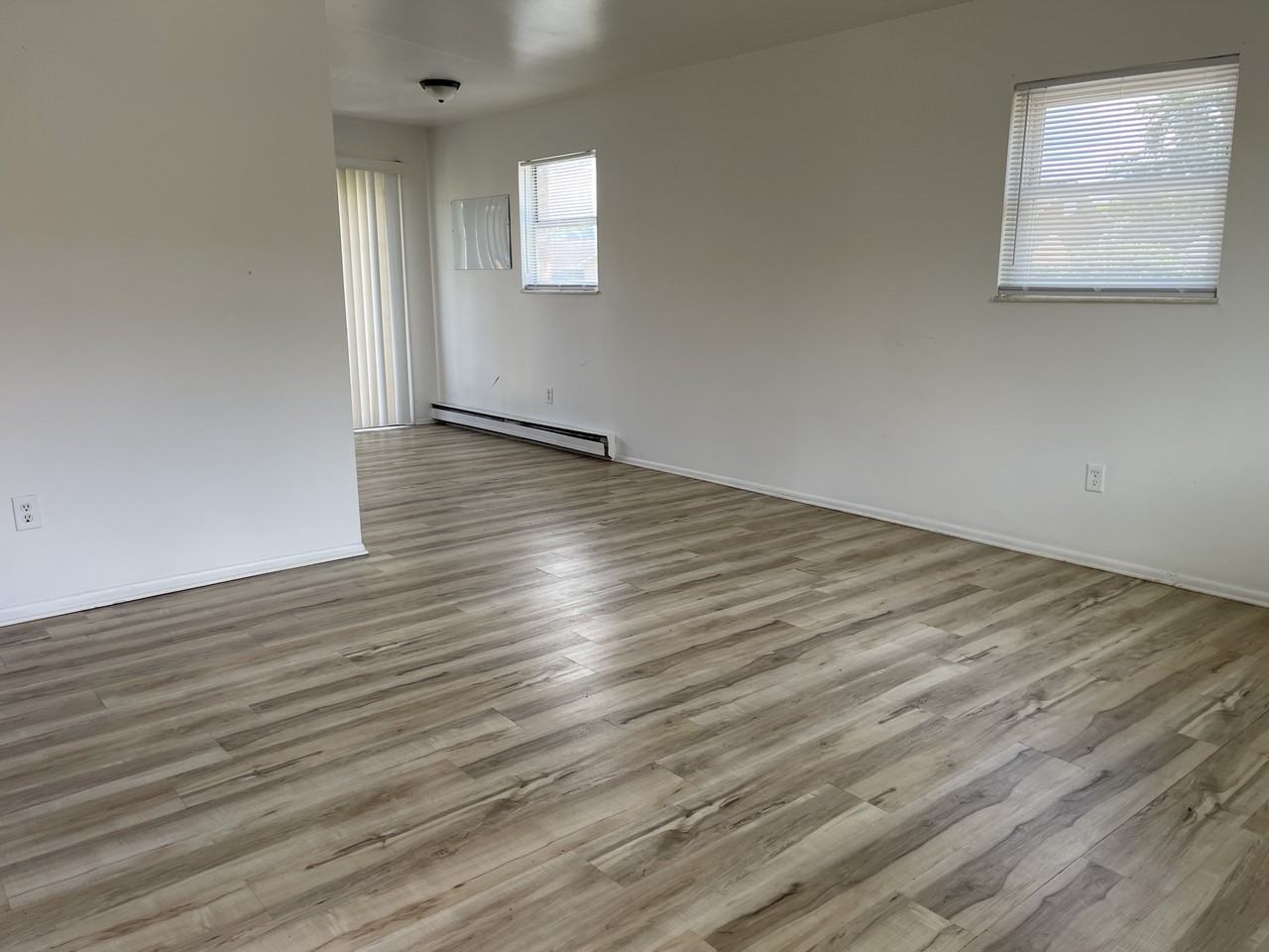 4341 Powell Rd #4 - Photo 3 of 10
