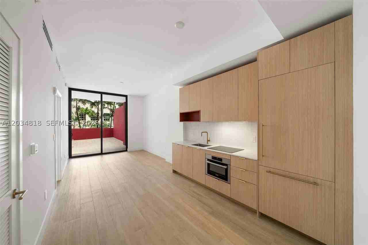 90 NE 32 St #203 - Photo 6 of 50