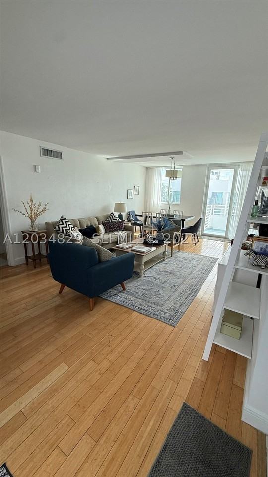 7800 Collins Ave #508 - Photo 7 of 23
