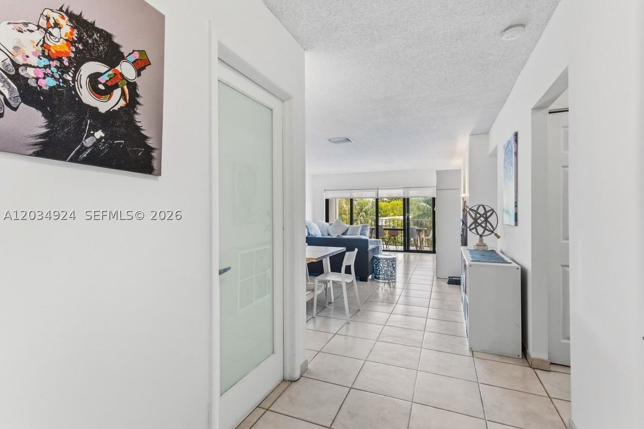 575 Crandon Blvd #413 - Photo 6 of 29