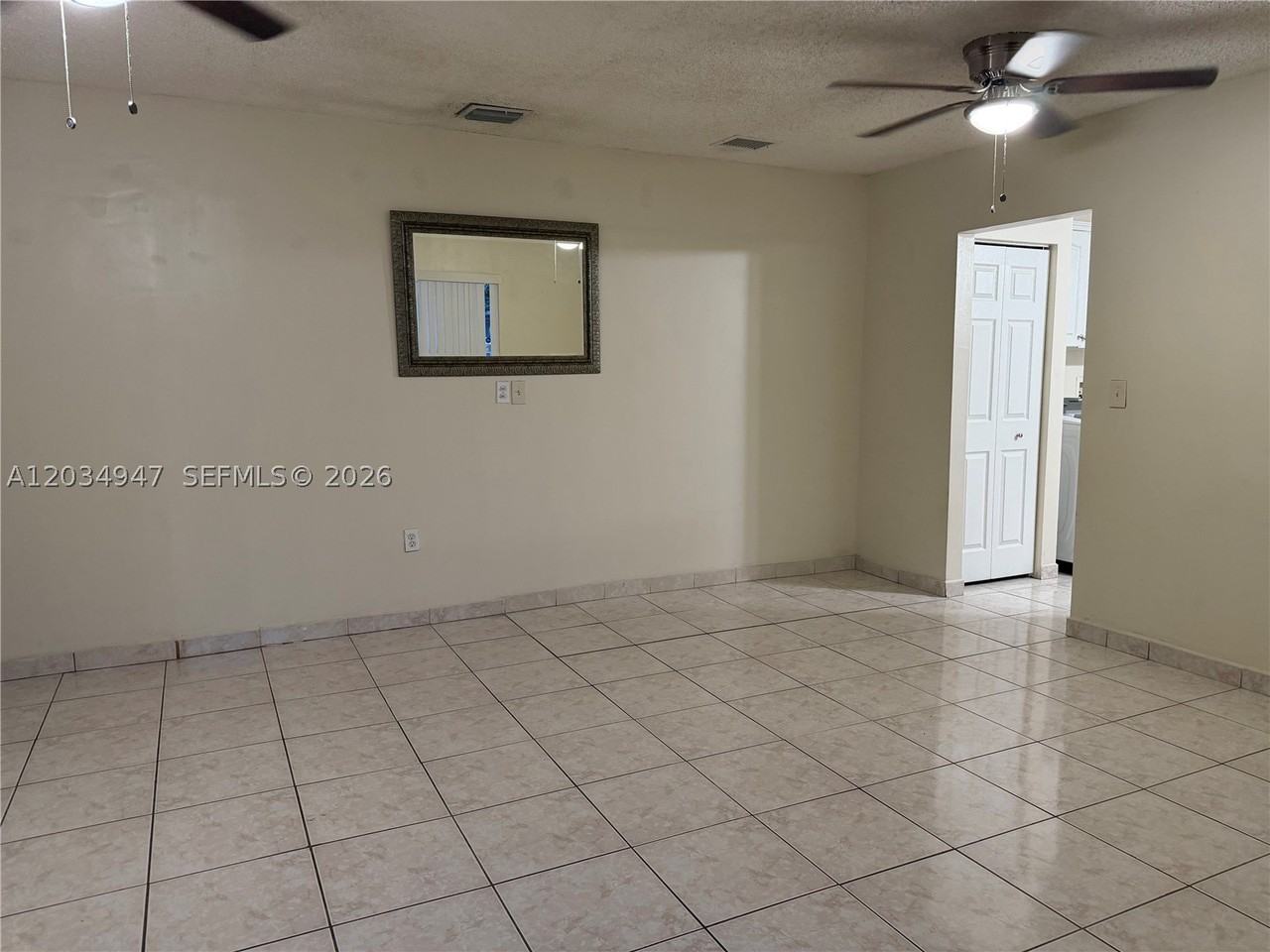 15431 Sw 101st Ave - Photo 3 of 13