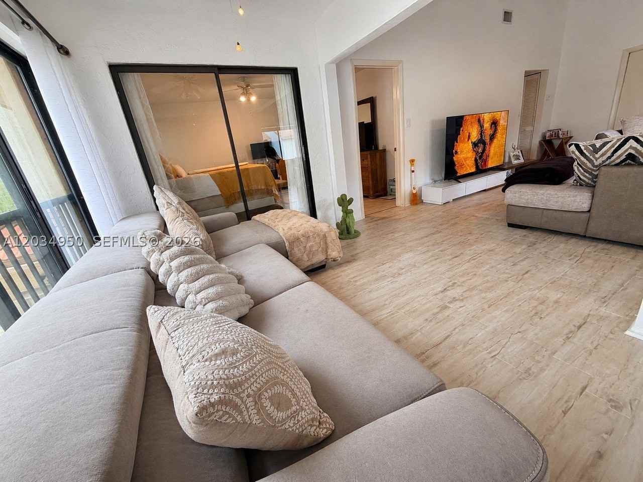 9606 Sw 1st Ct #16S - Photo 5 of 27