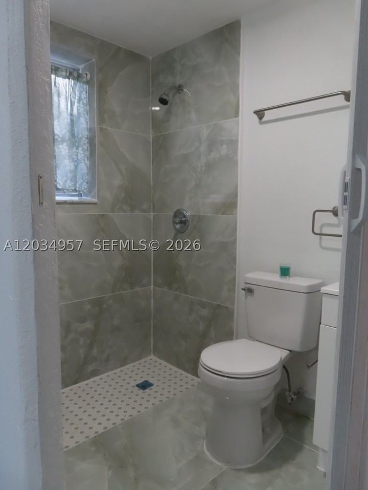 8571 Nw 11th St #REAR - Photo 5 of 12