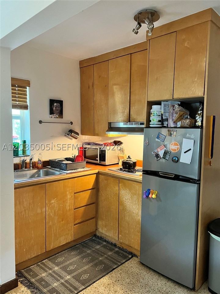 8845 Ne 8th Ct #2 - Photo 3 of 9