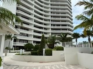 3000 Island Blvd #603