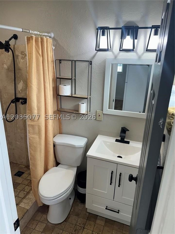 6501 Scott St #A - Photo 5 of 21