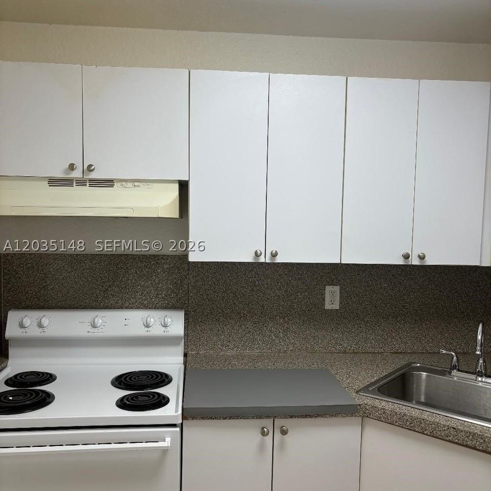 17255 Sw 95th Ave #153 - Photo 2 of 5