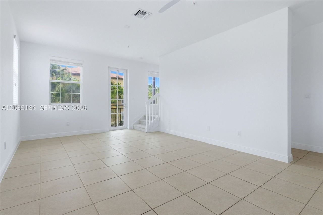 14776 Sw 10th St #10501 - Photo 5 of 38