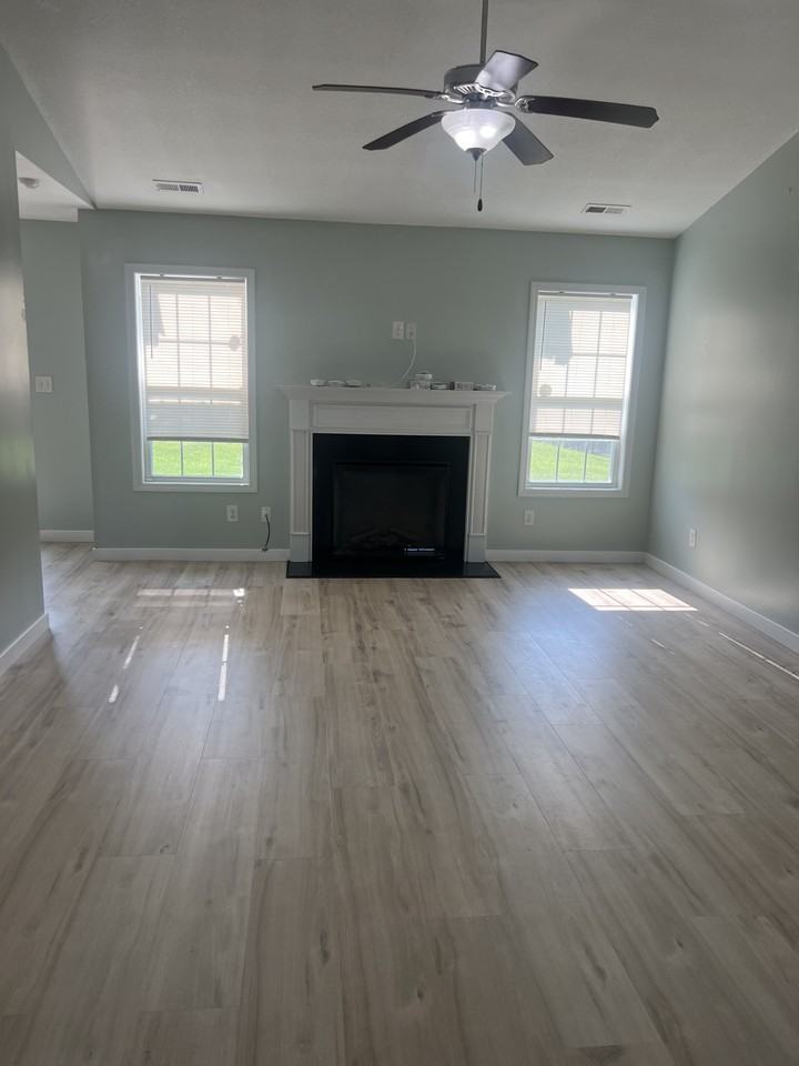 141 Prelude Dr #1 - Photo 3 of 15
