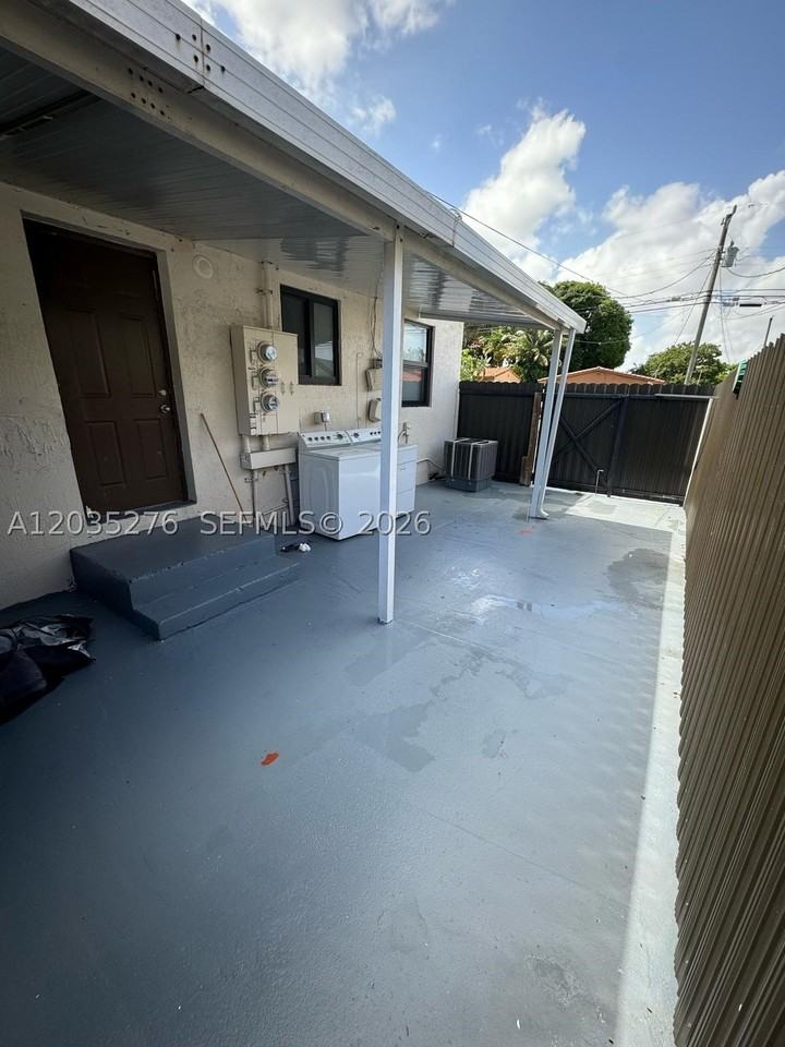 7360 Sw 21st St #7360 - Photo 4 of 11
