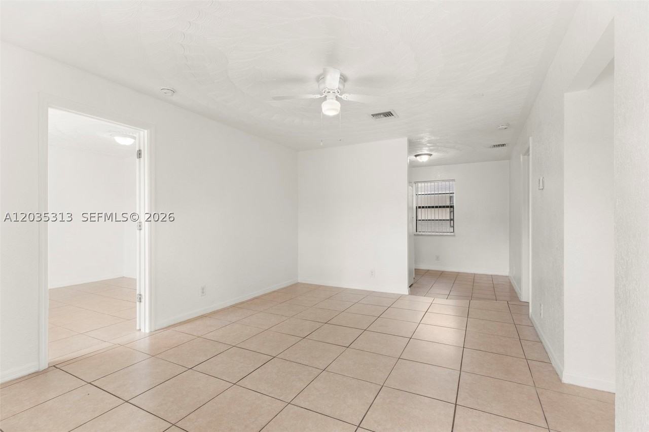 4120 Sw 19th St #2 - Photo 2 of 27