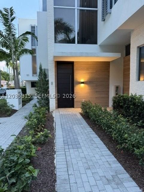 3750 Yacht Club Dr #TH5 - Photo 2 of 50