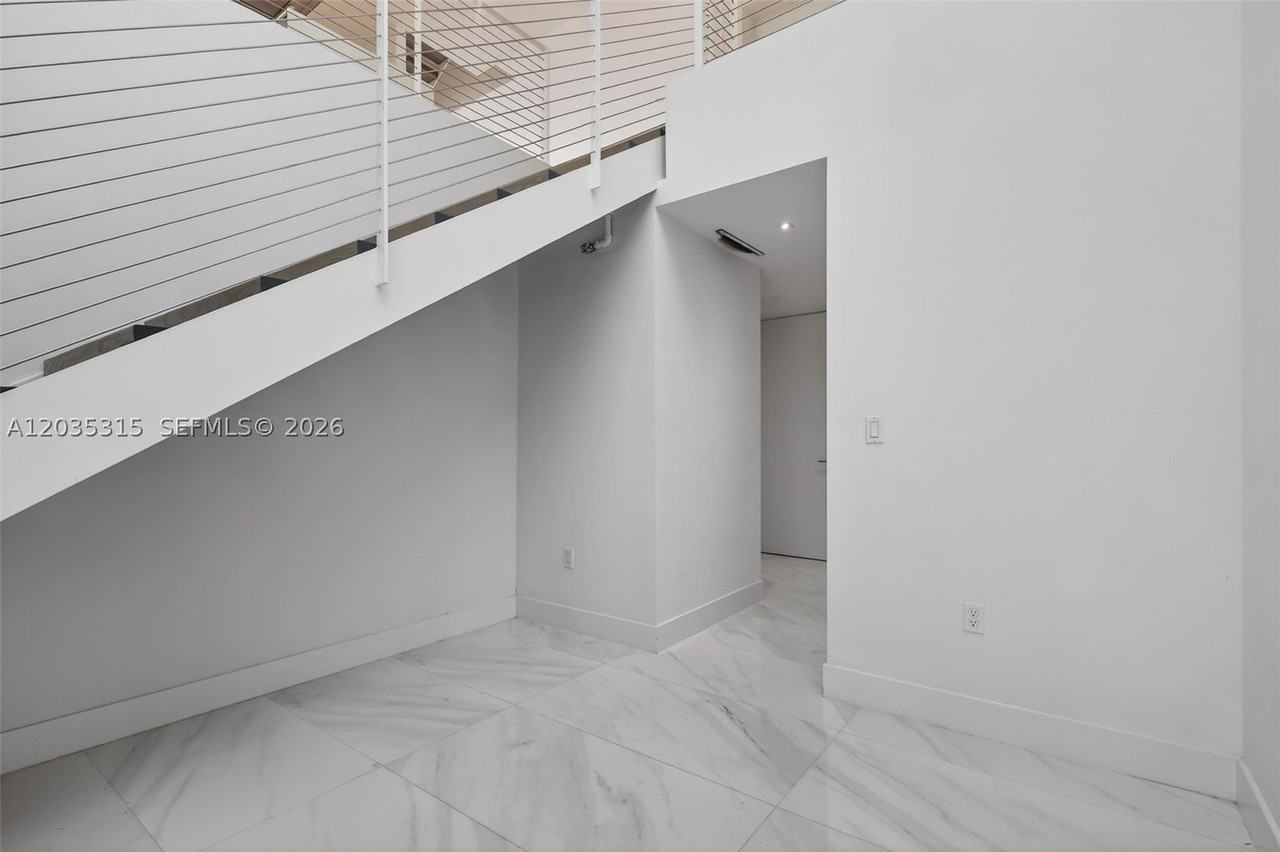 3750 Yacht Club Dr #TH5 - Photo 6 of 50