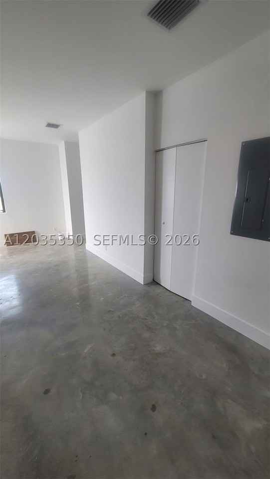 2146 Nw 69th Ter #B - Photo 6 of 19