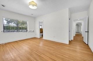 712 Cremona Ave - Photo 4 of 14