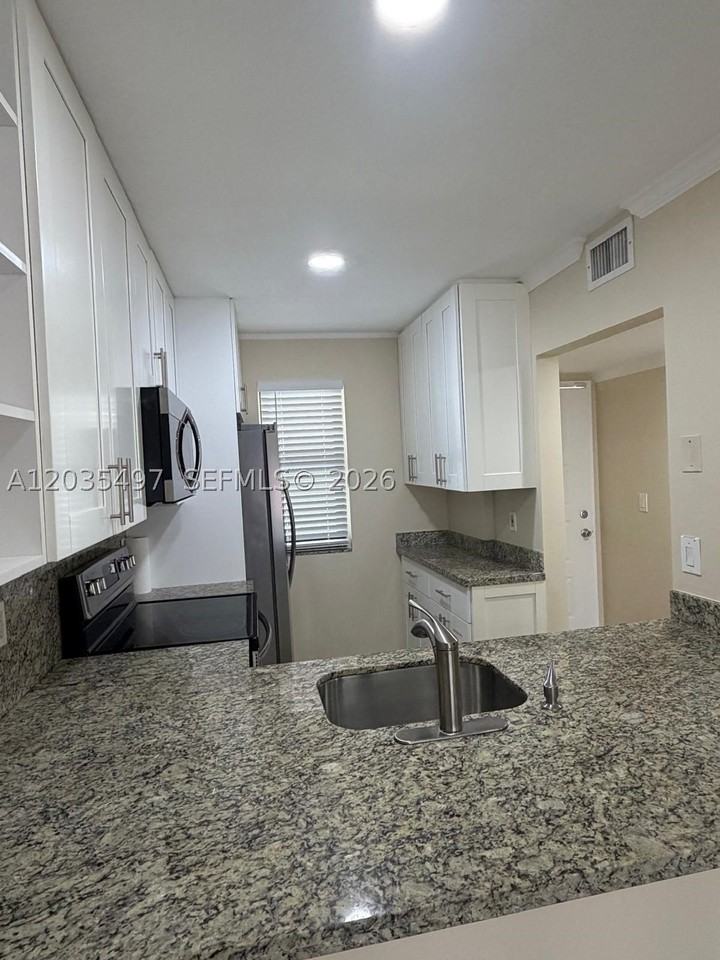 8443 Royal Palm Blvd #8443 - Photo 6 of 50