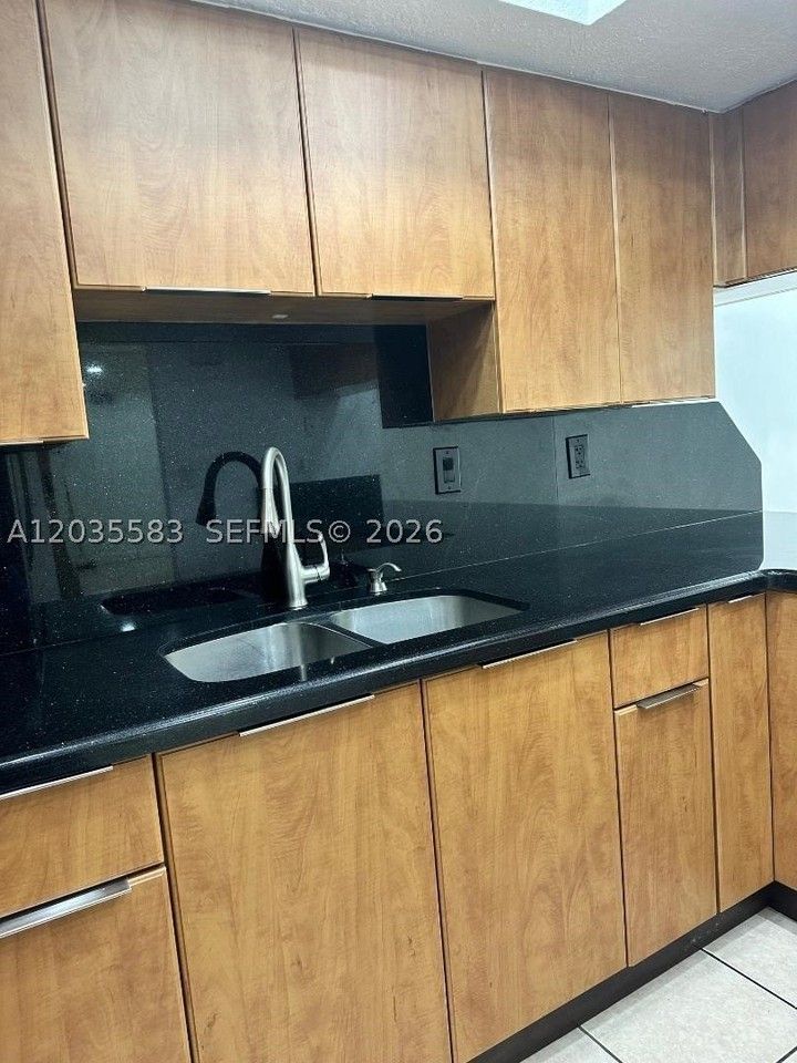 7205 W 3rd Ave - Photo 4 of 27