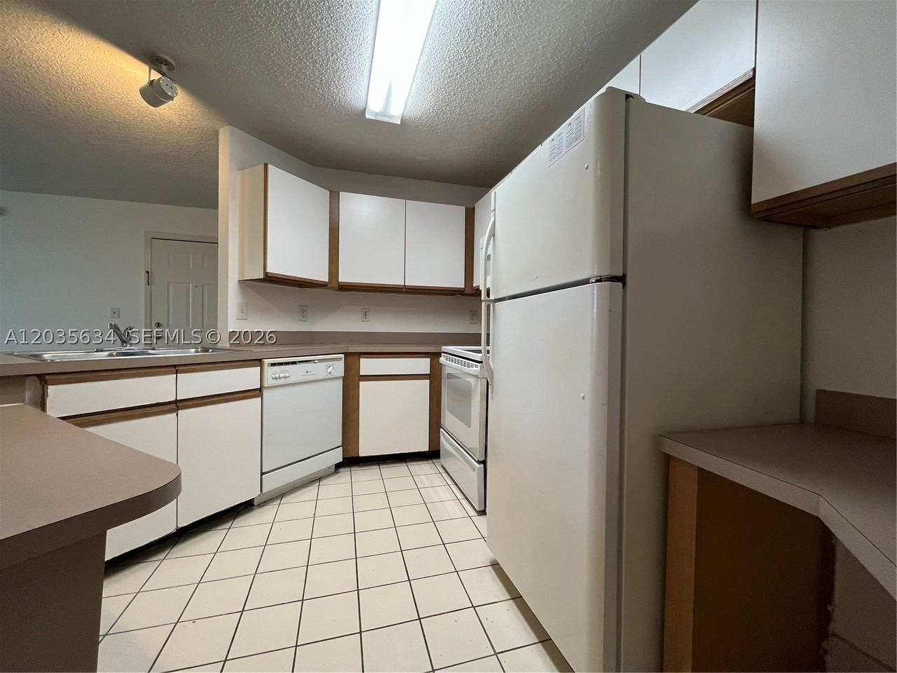 4035 W Mcnab Rd #F203 - Photo 5 of 23