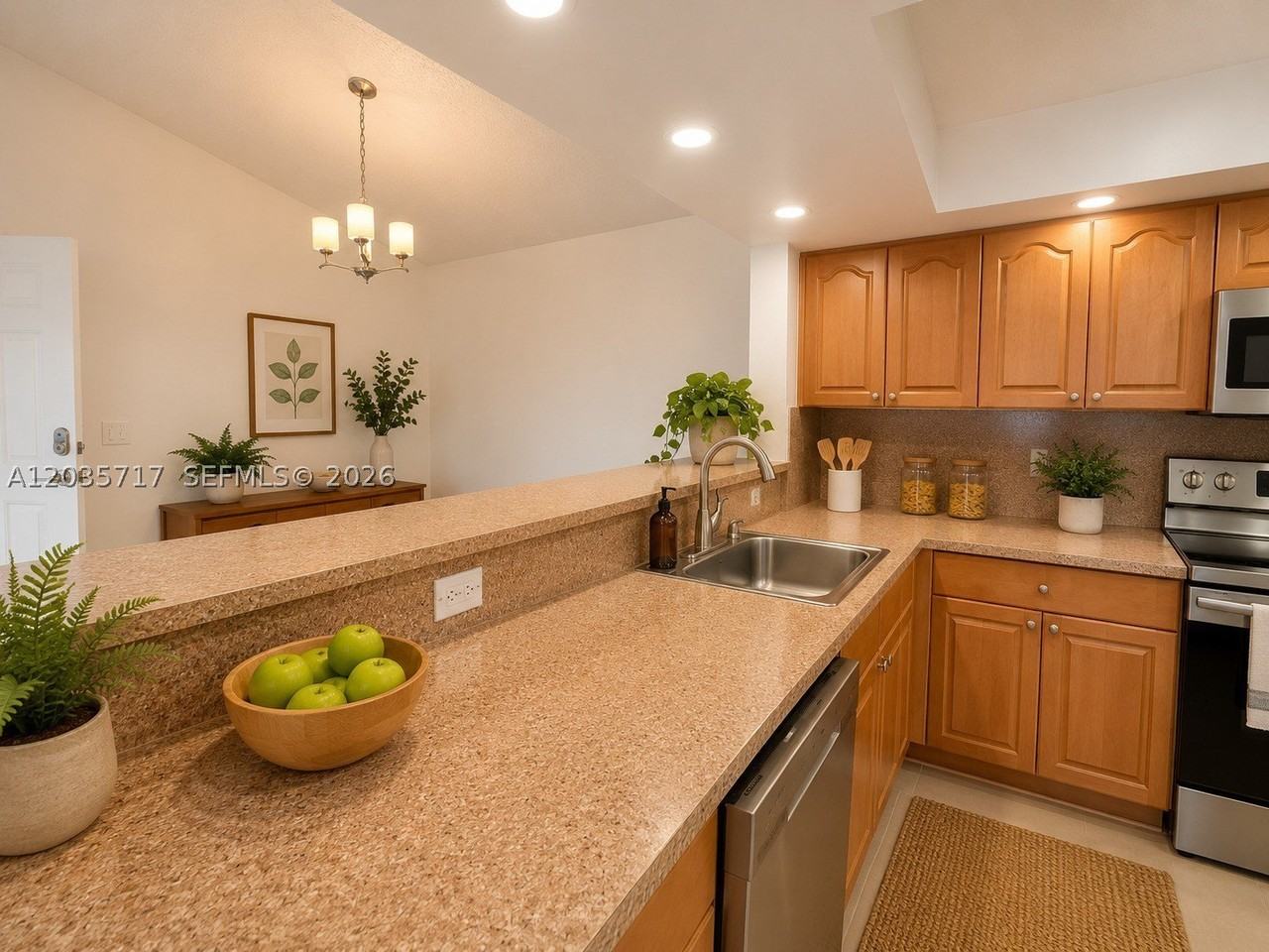 18840 Nw 57th Ave #302 - Photo 6 of 17