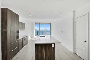 480 Ne 31st St #904 - Photo 1 of 1