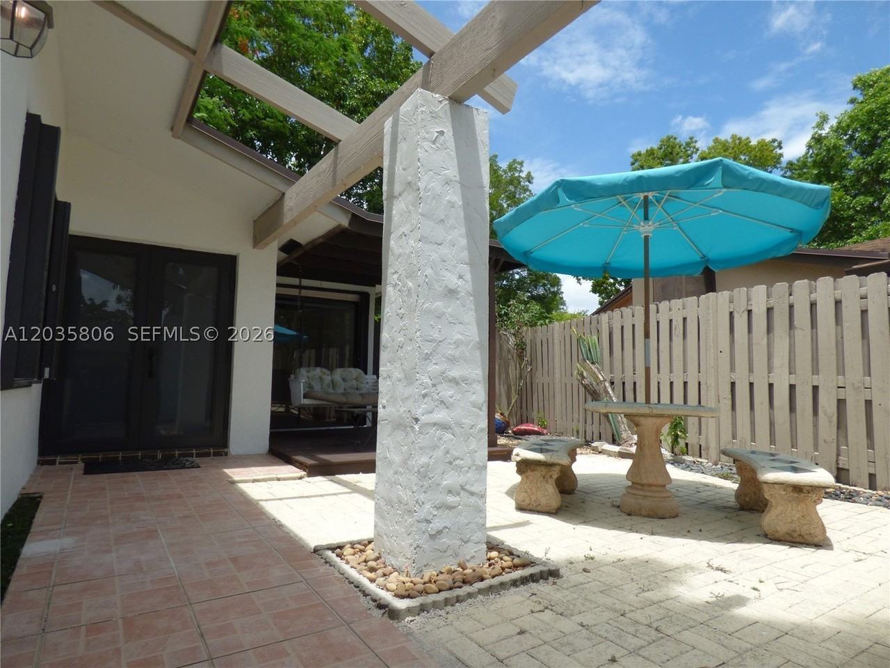 10857 Sw 132nd Circle Ct #0 - Photo 2 of 32