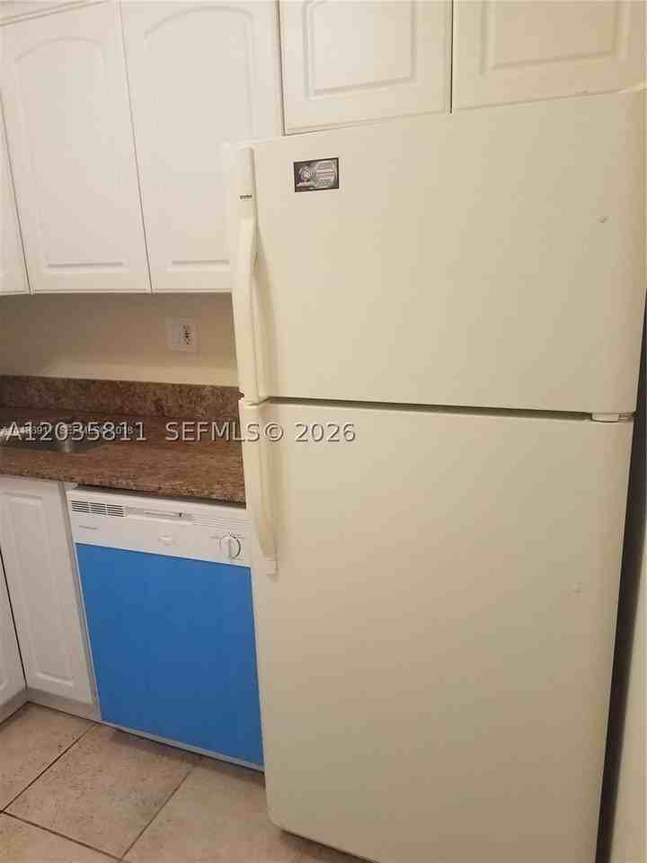 5200 Ne 24th Ter #C312 - Photo 7 of 10