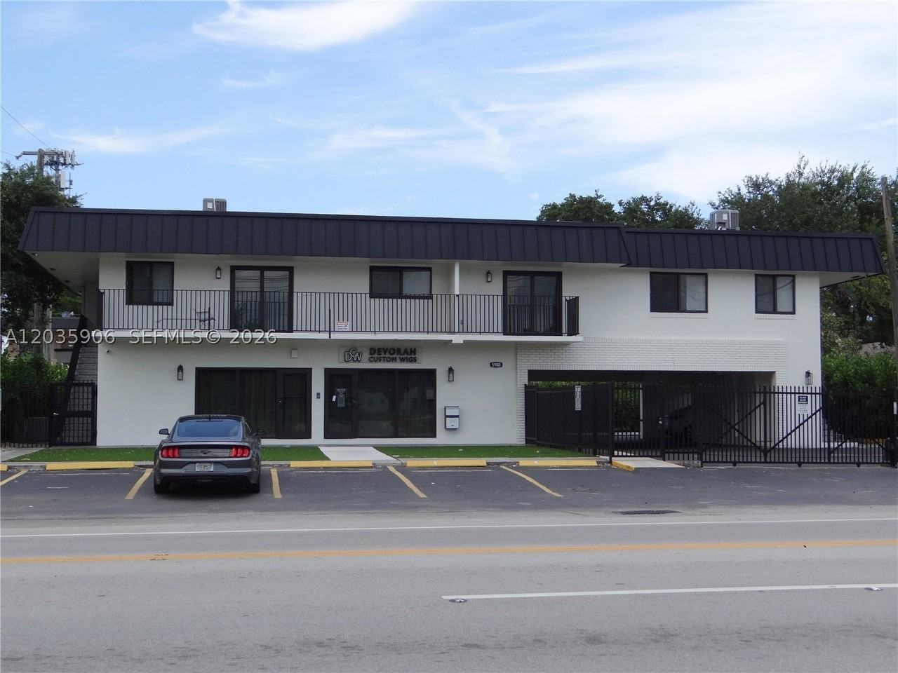 5980 Sw 40th Ave #C - Photo 5 of 47