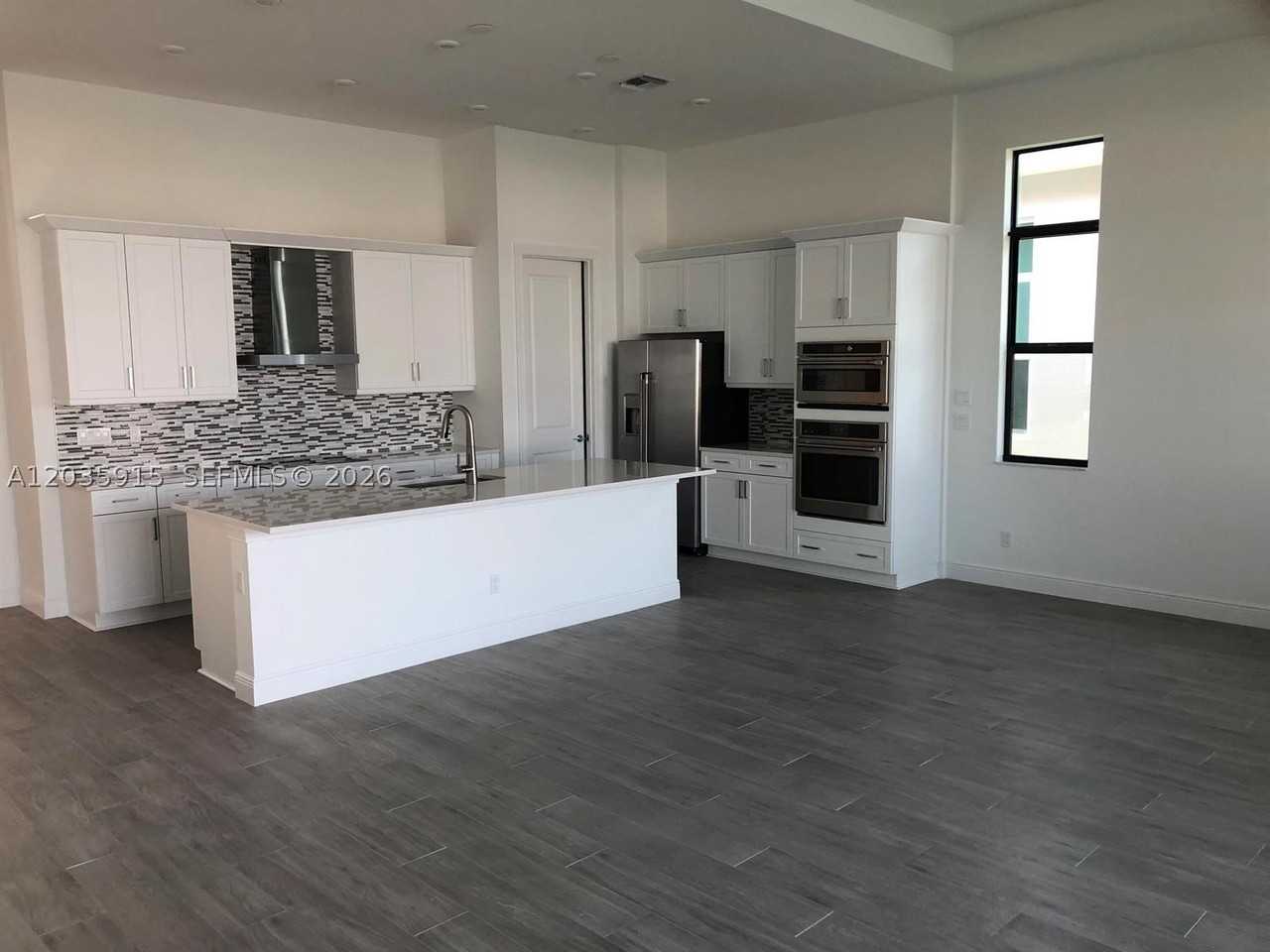 9488 Sw Pepoli Way #9488 - Photo 4 of 17